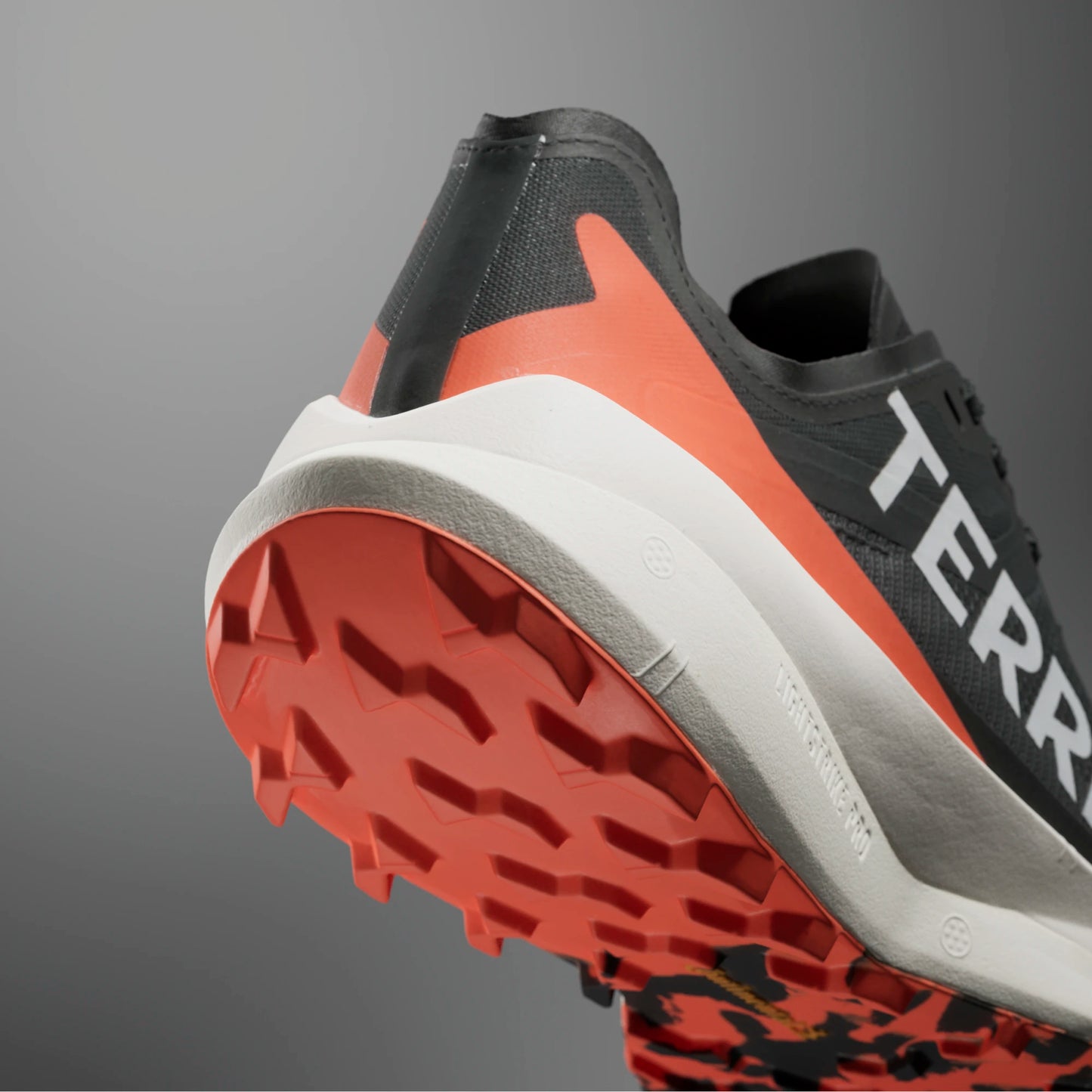 Adidas - Terrex Agravic Speed Mens - Core Black / Grey One / Impact Orange - Chaussures trail running hommes