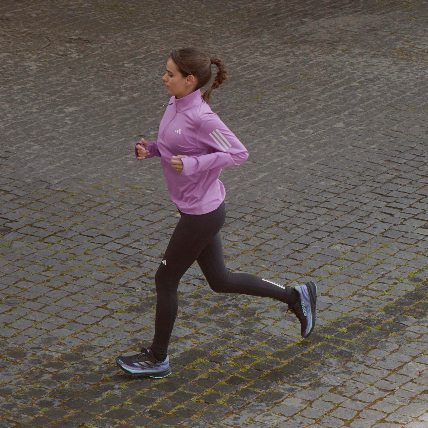 Adidas - W Supernova Gore-Tex - Core Black / Grey / Cobalt Blue  - Chaussures running femmes