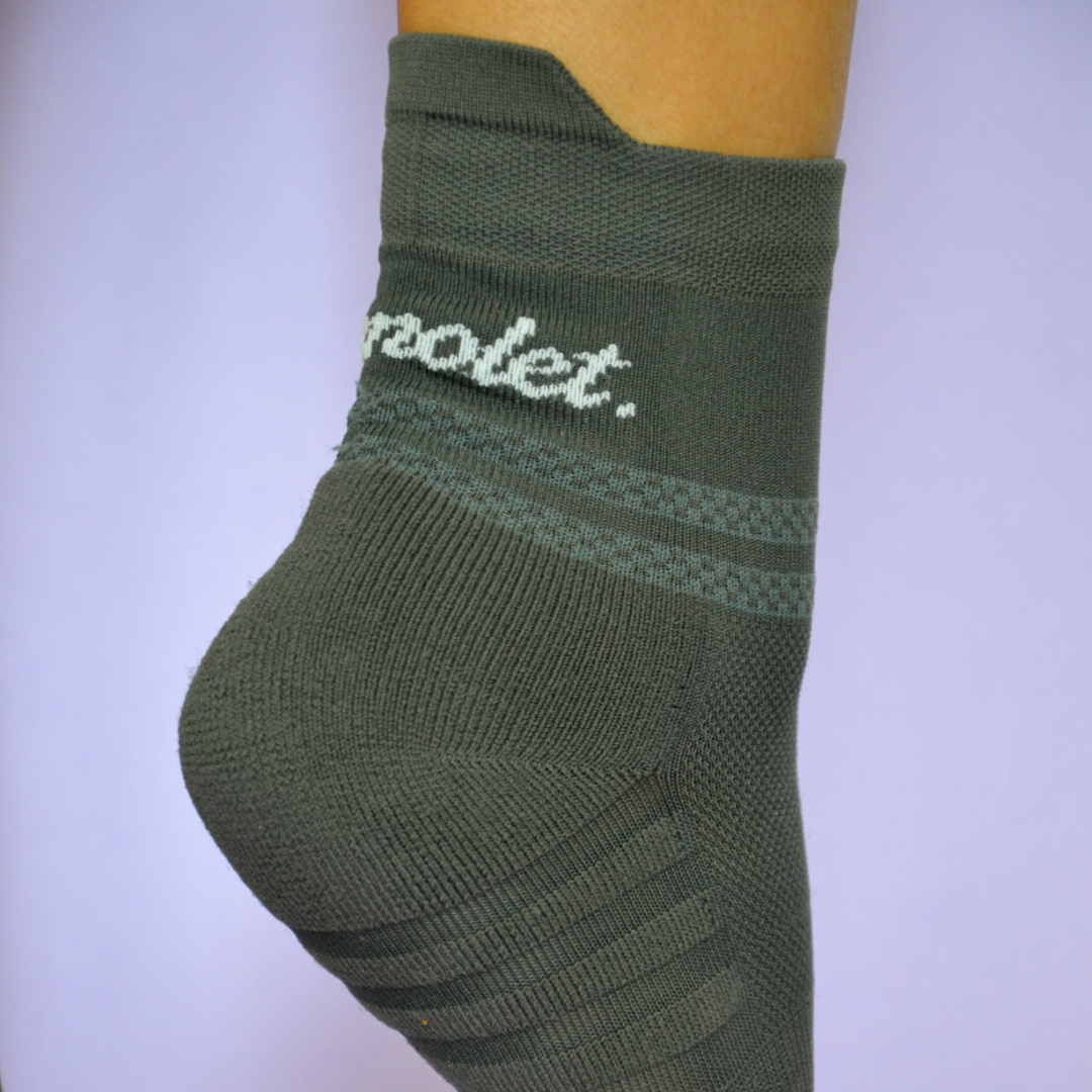 Bomolet - Marathon Socks - grey - Chaussettes Running unisexe