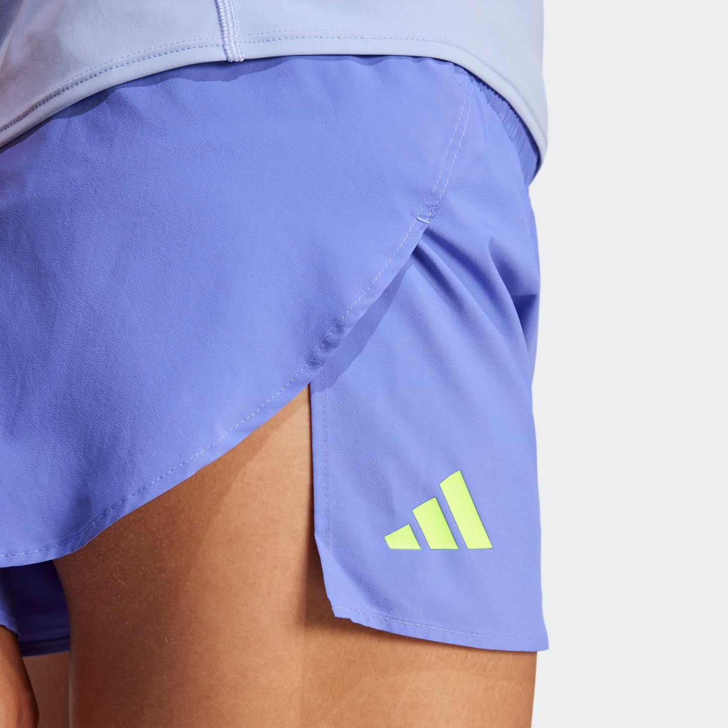 Adidas - Adizero Essentials Split Short - semi cobalt blue - Short running femmes