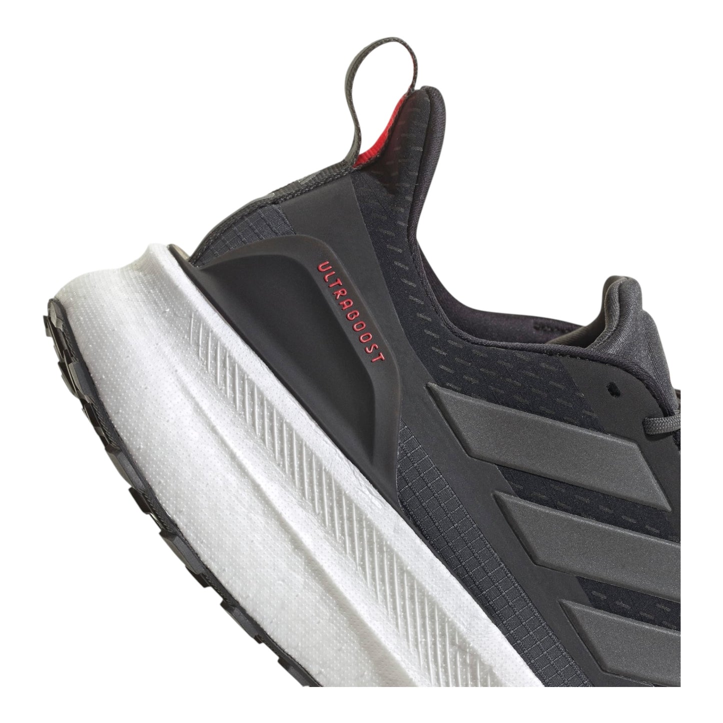 Adidas - Ultraboost 5 Climawarm - Core Black / Iron Metallic / lucid red - Chaussures running hommes